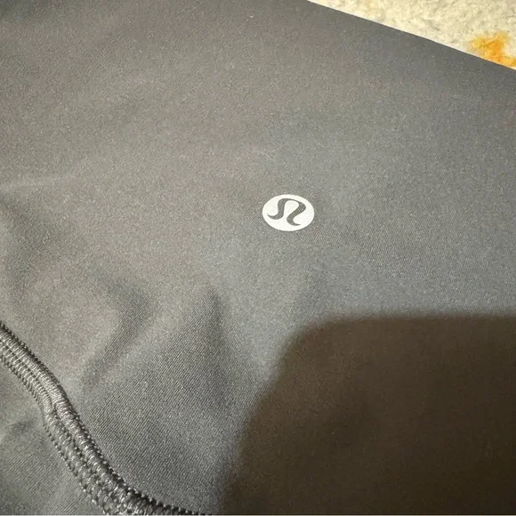 134. Lululemon Align High Rise Crop 17" in Graphite Grey - Picture 9 of 11